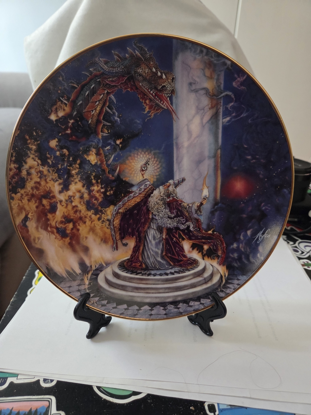 The Franklin Mint Heirloom ROYAL DOULTON DRAGON MASTER SWAROVSKI CRYSTAL Plate